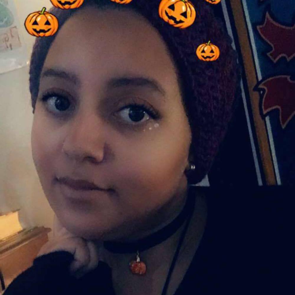 Meet your Posher, Courtney